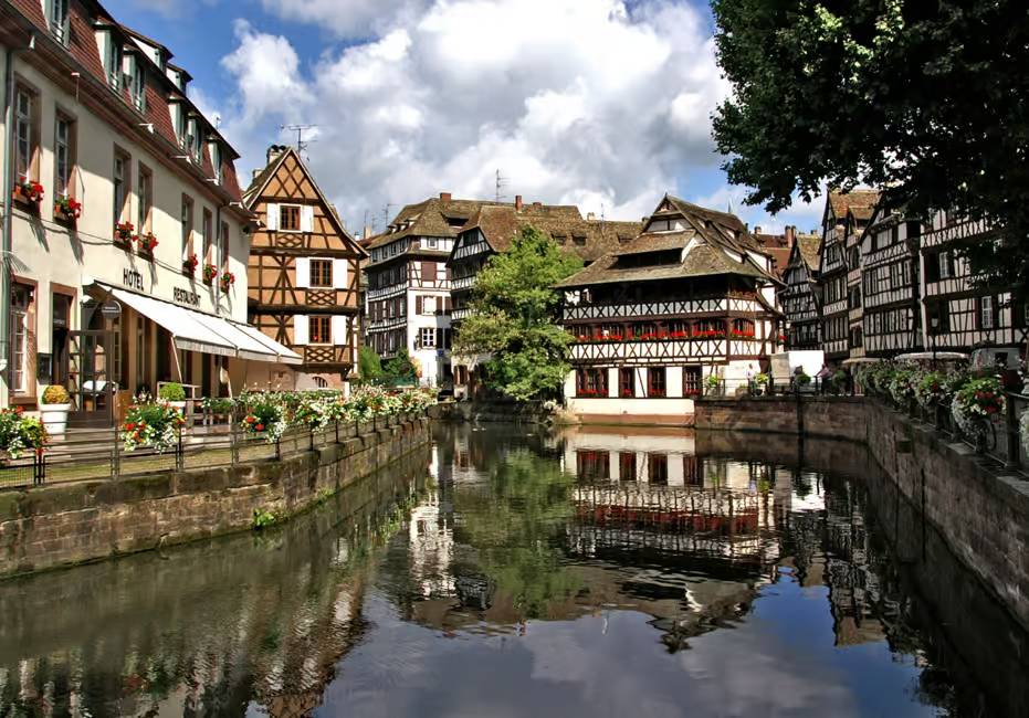 city view of the old Strasbourg Wine Tour by bike with a local
