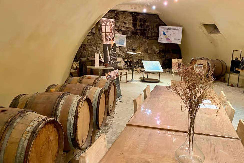 Tasting room in Chablis, Burgundy, where tasting some of the 20 wines of Chablis selected for a wine tour